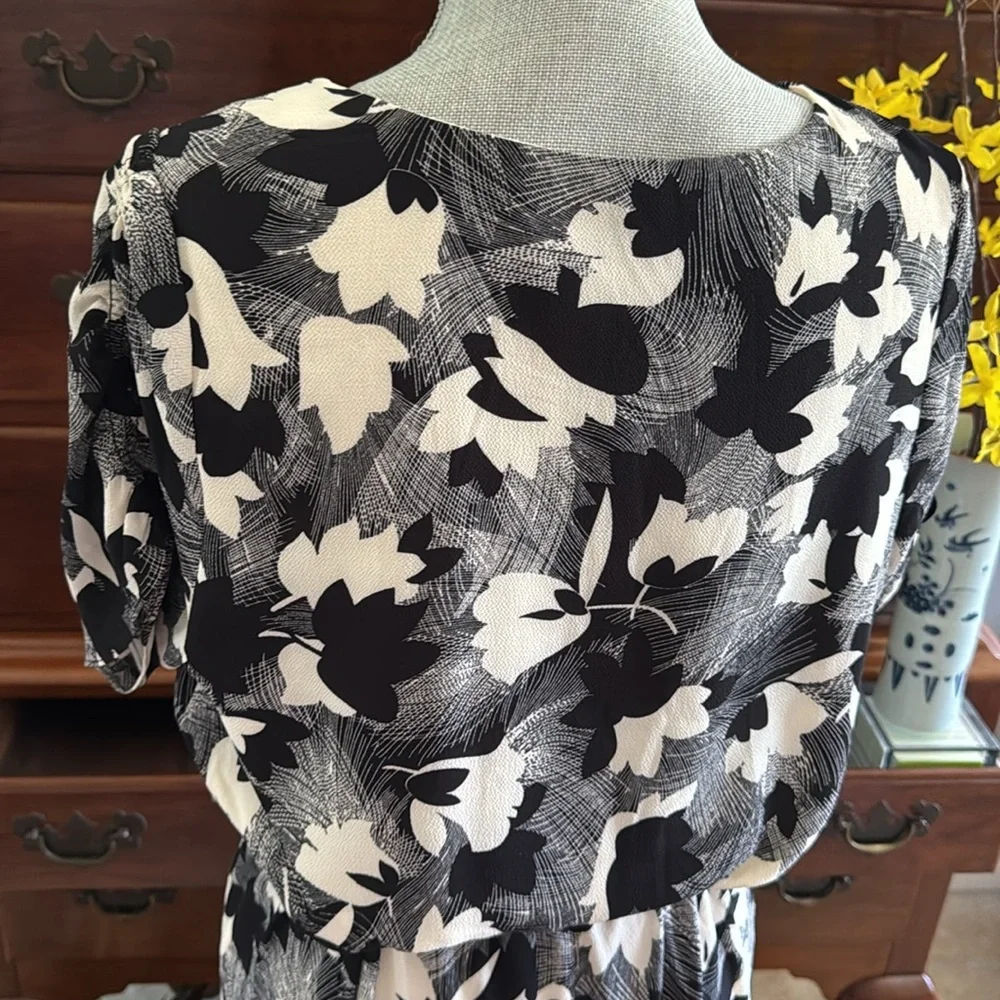 Lauren Ralph Lauren Black and White Floral Dress Size 12 - Picture 8 of 12